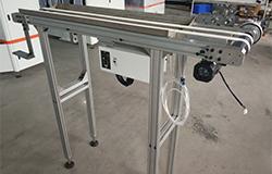 Transportadora de vasos descartables